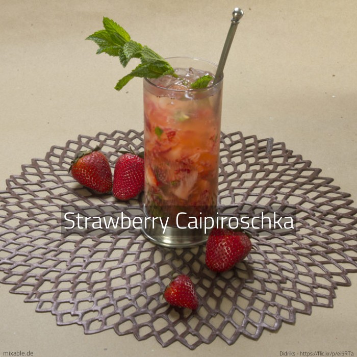 Recipe: Strawberry Caipiroschka, Cocktails & Drinks | mixable.app