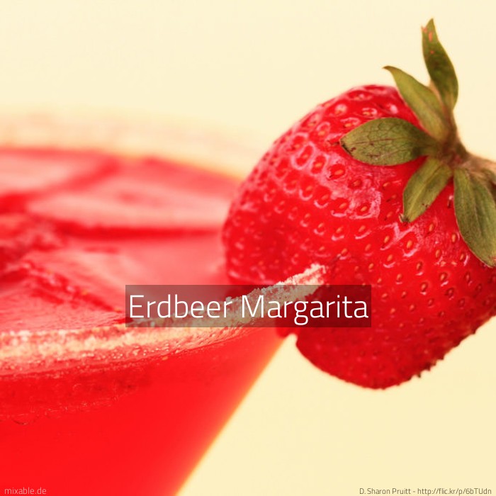 Recipe: Strawberry Margarita, Cocktails & Drinks | mixable.app