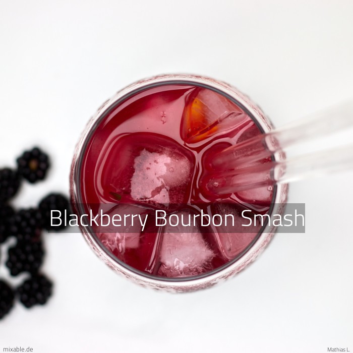 Recipe: Blackberry Bourbon Smash, Cocktails & Drinks | mixable.app